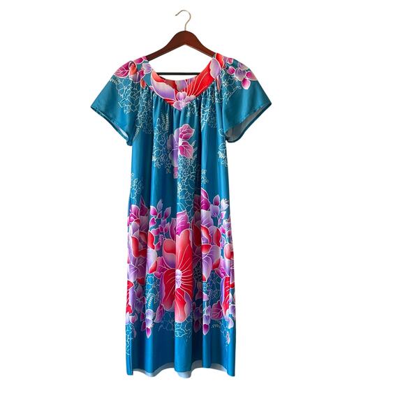 Vintage Floral Hawaiian Muumuu House Dress Tropical Print size small to large - Picture 1 of 6